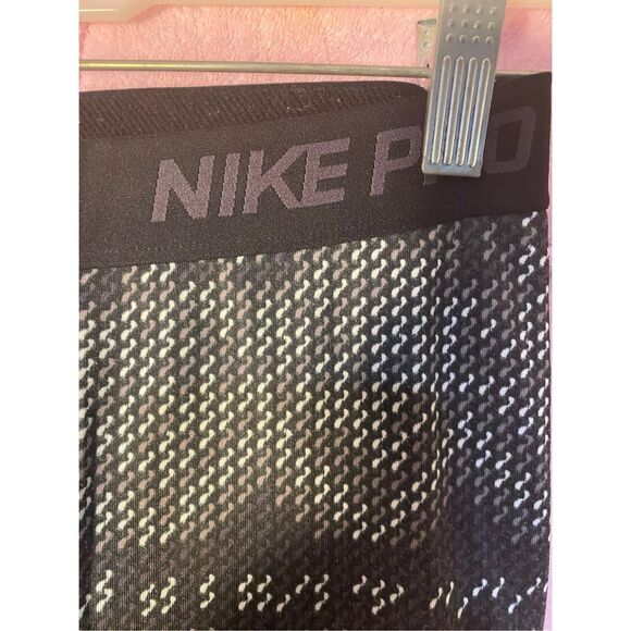 Nike women’s dry fit knit winter pattern leggings size XS - Picture 4 of 5